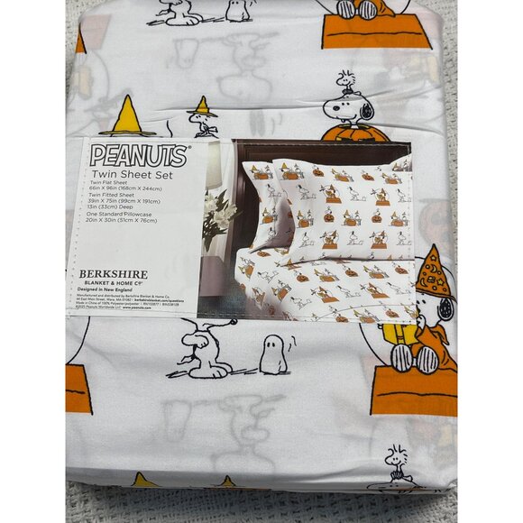 Peanuts Halloween Twin Sheet Set With Snoopy & Woodstock Design By Berkshire - Picture 1 of 5